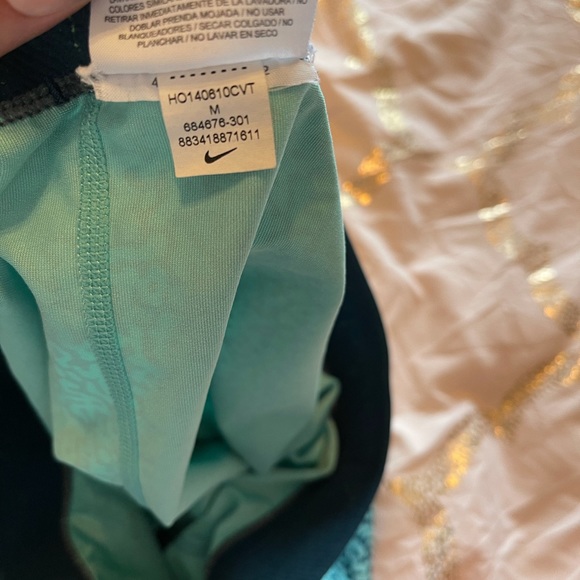 Nike running compression tight leggings medium - Picture 4 of 4